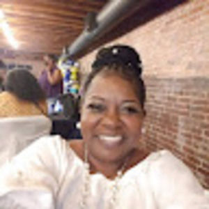 Meet your Posher, Priscilla